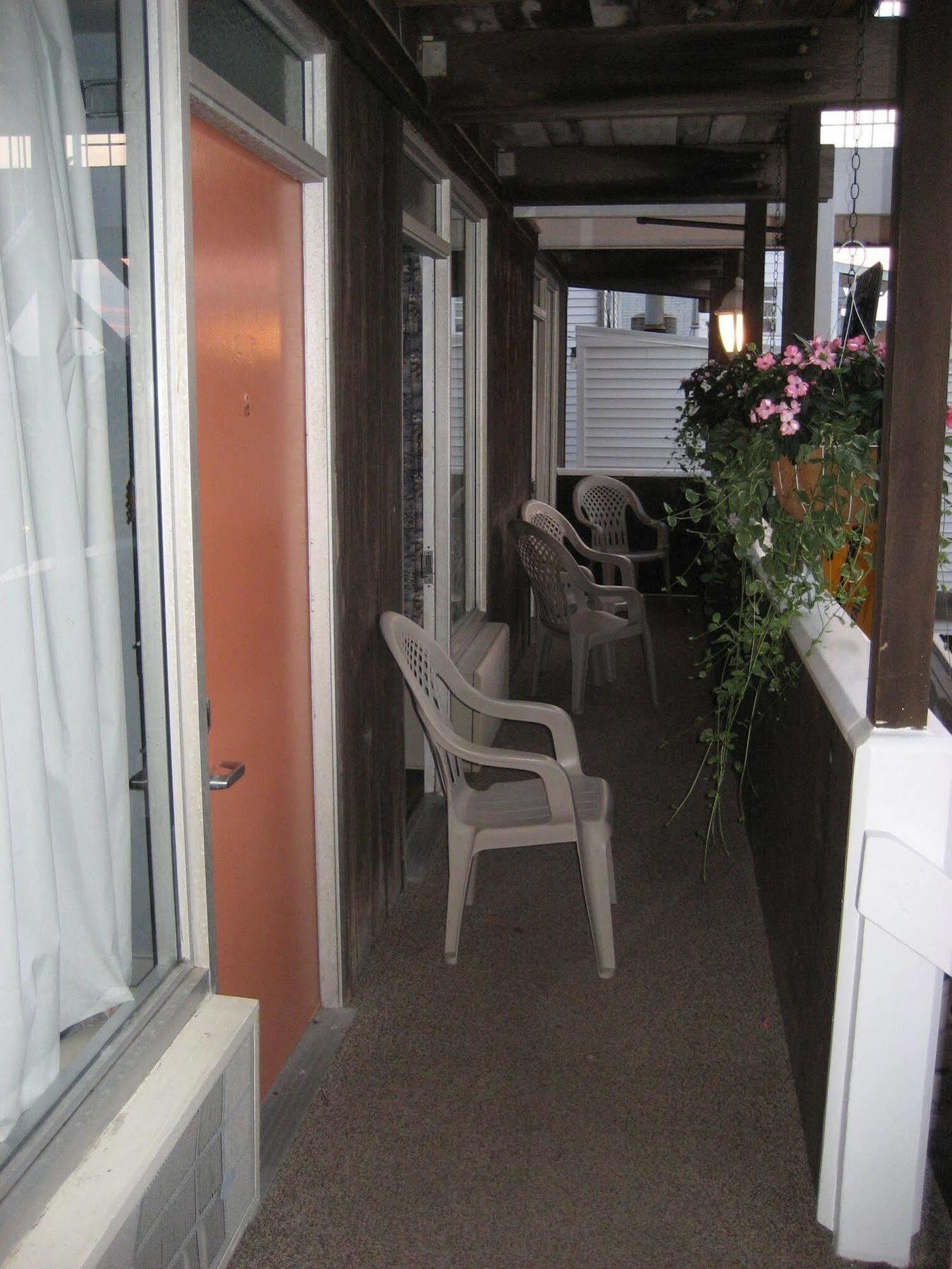Charlroy Motel Seaside Park Ngoại thất bức ảnh
